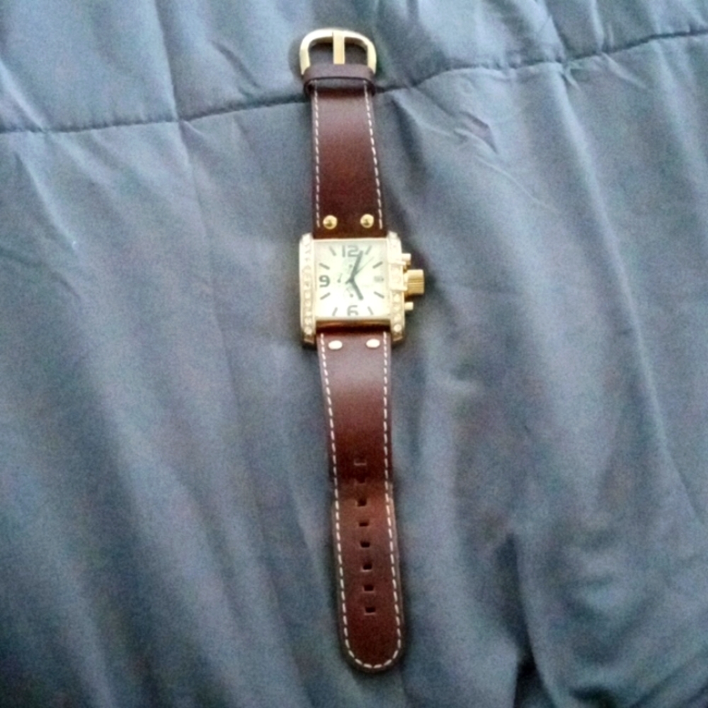 Geneva Watch - Picture 2 of 2